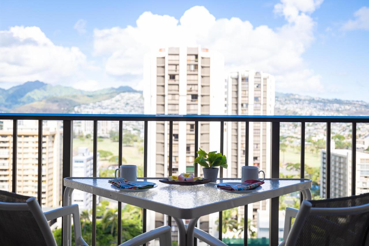 Beautiful Mountain View In Waikiki Sunset With Parking Apartment Honolulu Luaran gambar